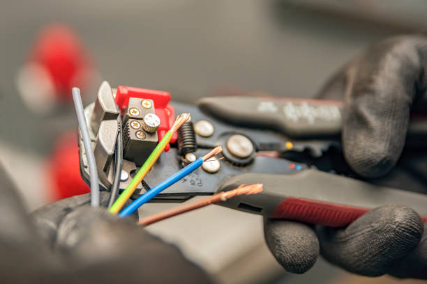 Best Circuit Breaker Repair  in Coopertown, TN
